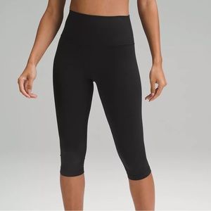 Lululemon Align 17" High Rise Black Crop Capri Leggings size 4 Yoga Running